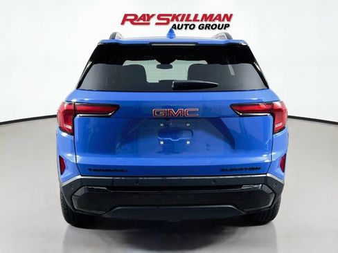 Used 2026 GMC Terrain Elevation w/ Elevation Premium Package FWD image 6
