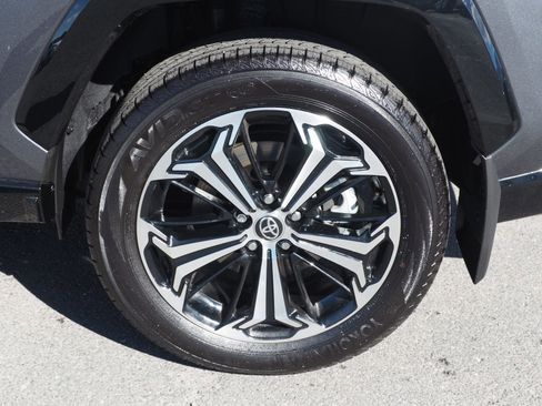 Used 2025 Toyota RAV4 XSE image 7