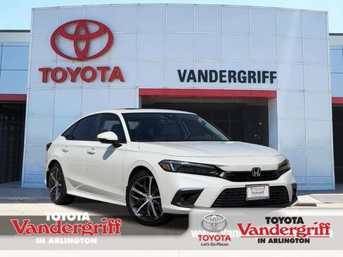 Used 2024 Honda Civic Touring image 1