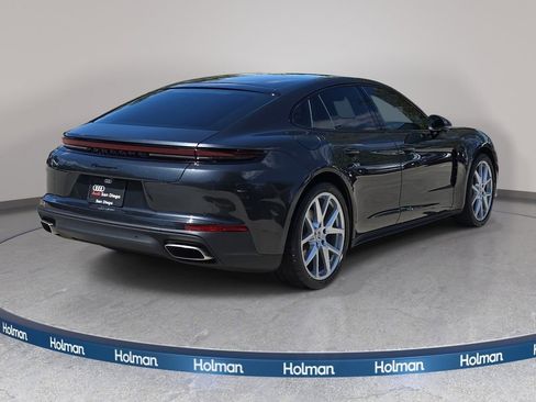 Used 2025 Porsche Panamera RWD image 6