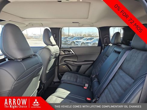 New 2026 Mitsubishi Outlander SE image 19