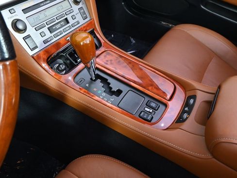 Used 2003 Lexus SC 430 Convertible RWD image 32