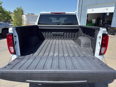Used 2024 GMC Sierra 1500 Elevation w/ Max Trailering Package AWD/4WD image 9