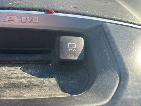 Used 2021 RAM 1500 Big Horn image 30