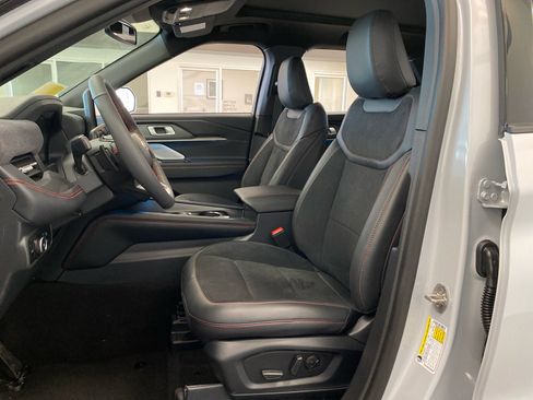 New 2026 Ford Explorer ST w/ Sun And Sound Package image 16