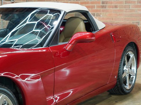 Used 2008 Chevrolet Corvette Convertible RWD image 20