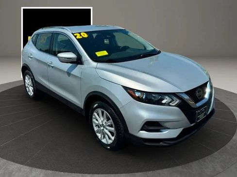 Used 2020 Nissan Rogue Sport SV AWD/4WD image 3