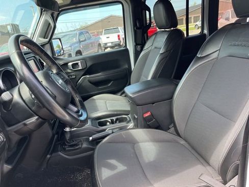 Used 2020 Jeep Wrangler Unlimited Sport image 11