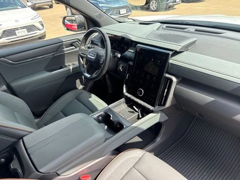 New 2026 GMC Acadia AT4 w/ Super Cruise Package AWD/4WD image 43