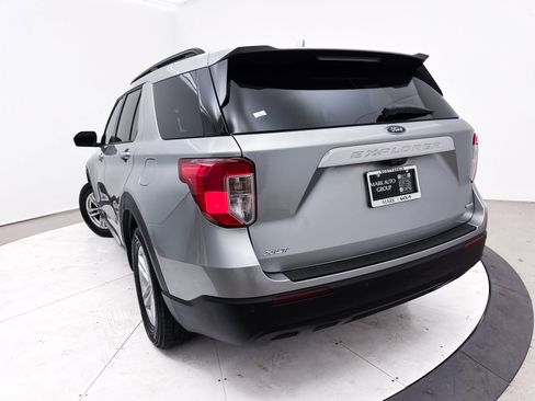 Used 2020 Ford Explorer XLT image 7