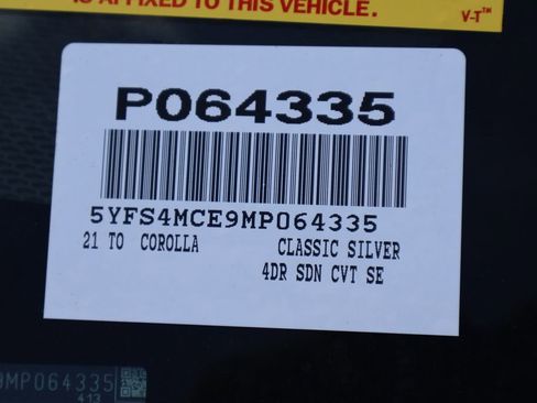 Used 2021 Toyota Corolla SE w/ Carpet Mat Package (TMS) FWD image 7