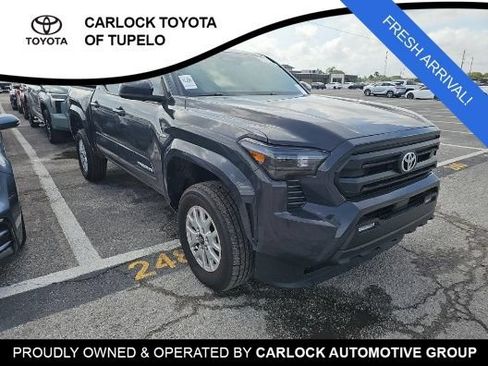 Used 2025 Toyota Tacoma SR5 RWD image 3