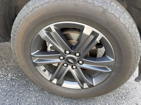 Used 2023 Ford F150 Lariat w/ Equipment Group 502A High AWD/4WD image 8