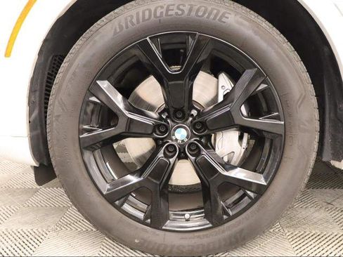 Used 2026 BMW X7 xDrive40i AWD/4WD image 13