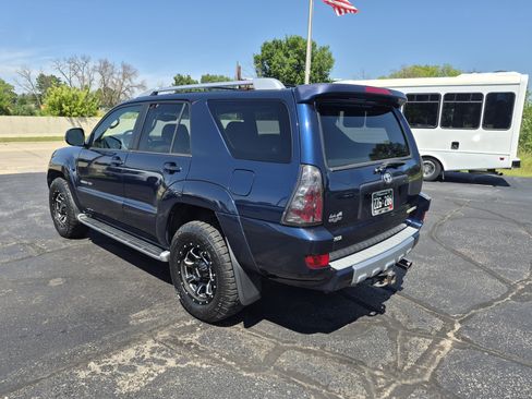 Used 2004 Toyota 4Runner Limited AWD/4WD image 6