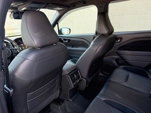Used 2025 Subaru Forester Touring w/ Touring Package AWD/4WD image 26