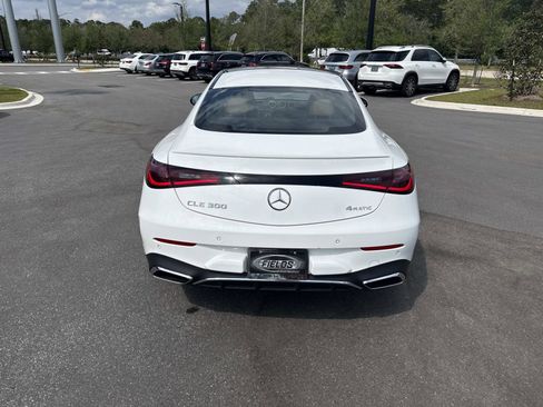 Used 2025 Mercedes-Benz CLE 300 4MATIC Coupe image 4