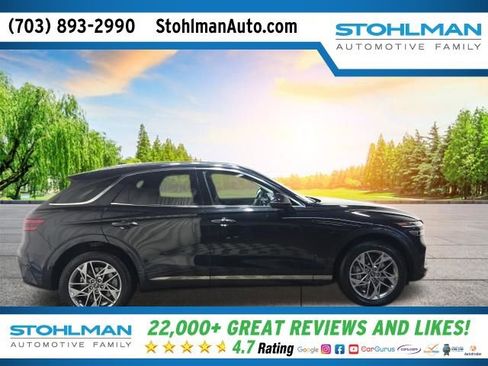 Used 2025 Genesis GV70 2.5T AWD/4WD image 3