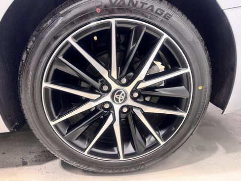 Used 2023 Toyota Camry LE image 12