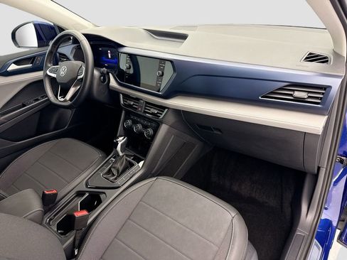 Certified 2024 Volkswagen Taos SE image 15