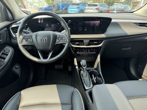 Used 2025 Buick Encore GX Avenir w/ Avenir Technology Package AWD/4WD image 11