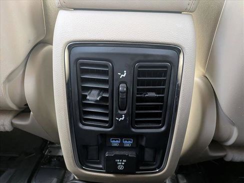 Used 2019 Jeep Grand Cherokee Limited AWD/4WD image 19