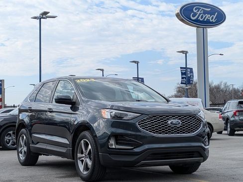 Certified 2023 Ford Edge SEL w/ Convenience Package AWD/4WD image 2