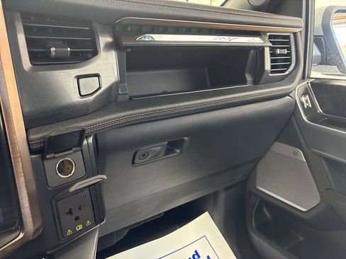 Used 2023 Ford F150 Lightning Lariat w/ Equipment Group 511A High image 22