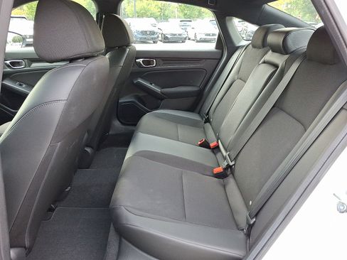 Used 2025 Honda Civic Sport image 10