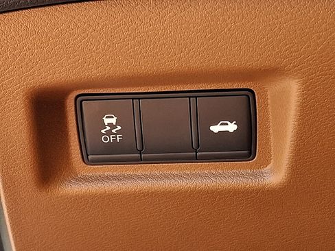 Certified 2023 INFINITI Q50 Luxe w/ Cargo Package AWD/4WD image 24