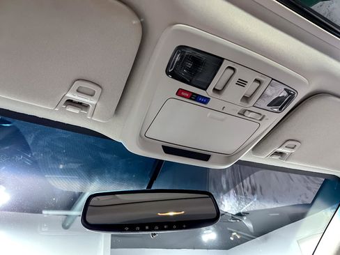 Used 2017 Subaru Outback 2.5i Limited image 26