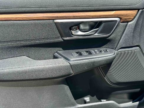 Used 2018 Honda CR-V EX image 17