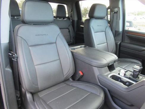 Used 2024 GMC Sierra 1500 Denali w/ Denali Reserve Package image 8