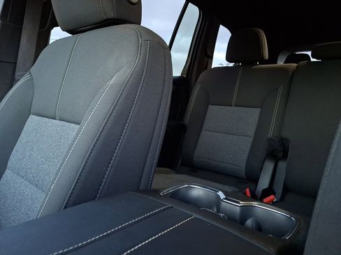 Certified 2025 GMC Acadia Elevation image 18