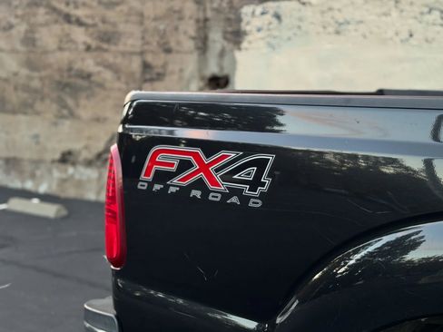 Used 2013 Ford F350 Lariat w/ Lariat Ultimate Pkg image 11