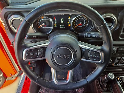 Used 2019 Jeep Wrangler Unlimited Sahara w/ Safety Group image 15