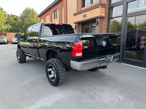 Used 2014 RAM 2500 Tradesman w/ Chrome Appearance Group AWD/4WD image 5