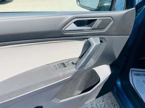 Used 2020 Volkswagen Tiguan S w/ 3rd Row Seat Package image 23