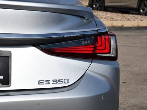 Certified 2023 Lexus ES 350 Ultra Luxury image 9