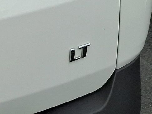 Certified 2023 Chevrolet Traverse LT image 34