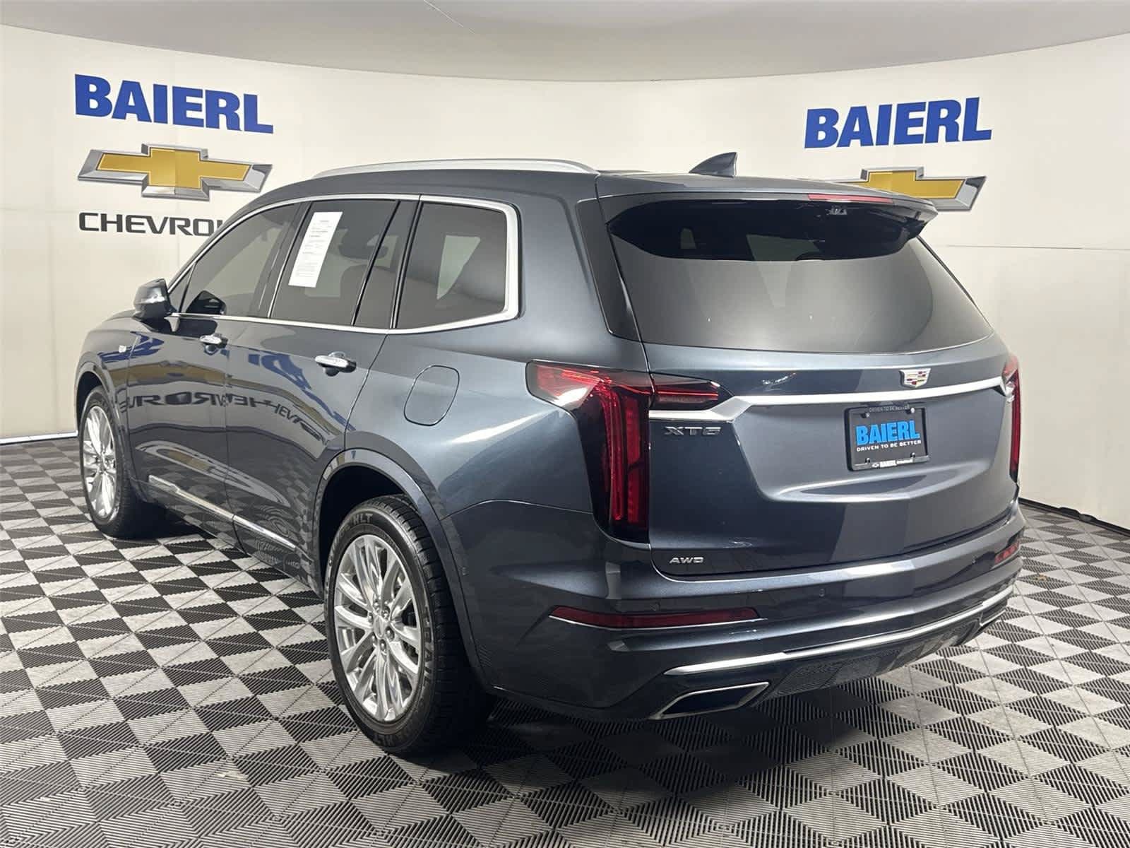 Used 2020 Cadillac XT6 Premium Luxury AWD/4WD image 3