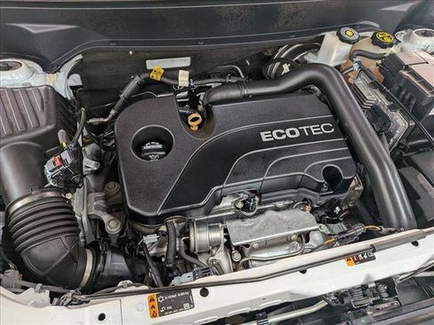 Used 2019 Chevrolet Equinox LT FWD image 29