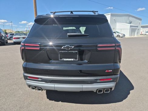 New 2026 Chevrolet Traverse Z71 w/ Enhanced Driving Package AWD/4WD image 4