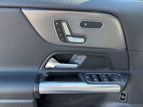 Used 2023 Mercedes-Benz GLA 250 image 13