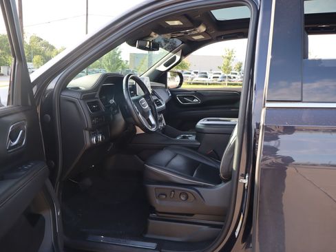 Used 2023 GMC Yukon SLT AWD/4WD image 23