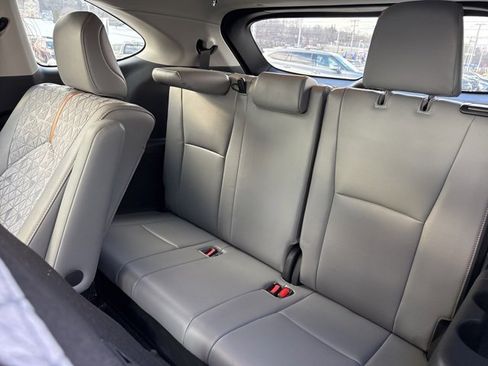 Used 2022 Toyota Highlander Bronze Edition image 27