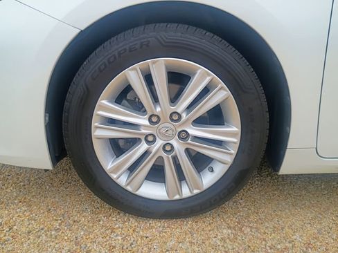 Used 2014 Lexus ES 350 FWD image 17