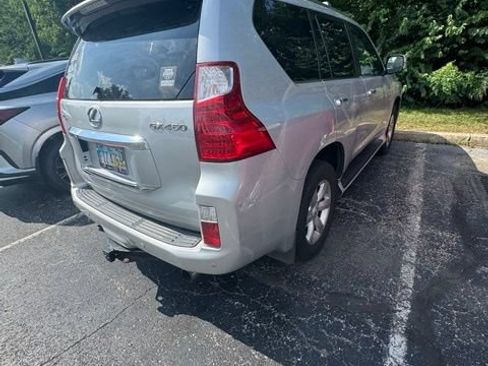Used 2010 Lexus GX 460 AWD/4WD image 3