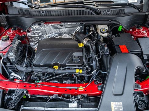 New 2026 Chevrolet Trax RS w/ Sunroof Package FWD image 19