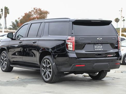Used 2024 Chevrolet Suburban RST w/ Luxury Package AWD/4WD image 5